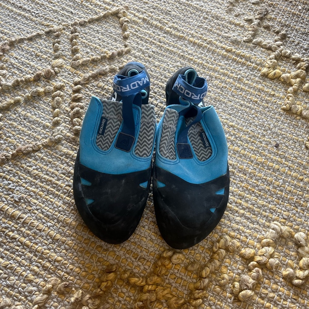 Mad Rock Remora climbing shoe